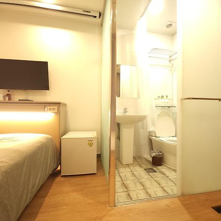 Oyo Hostel Myeongdong 2 Seul Quarto foto
