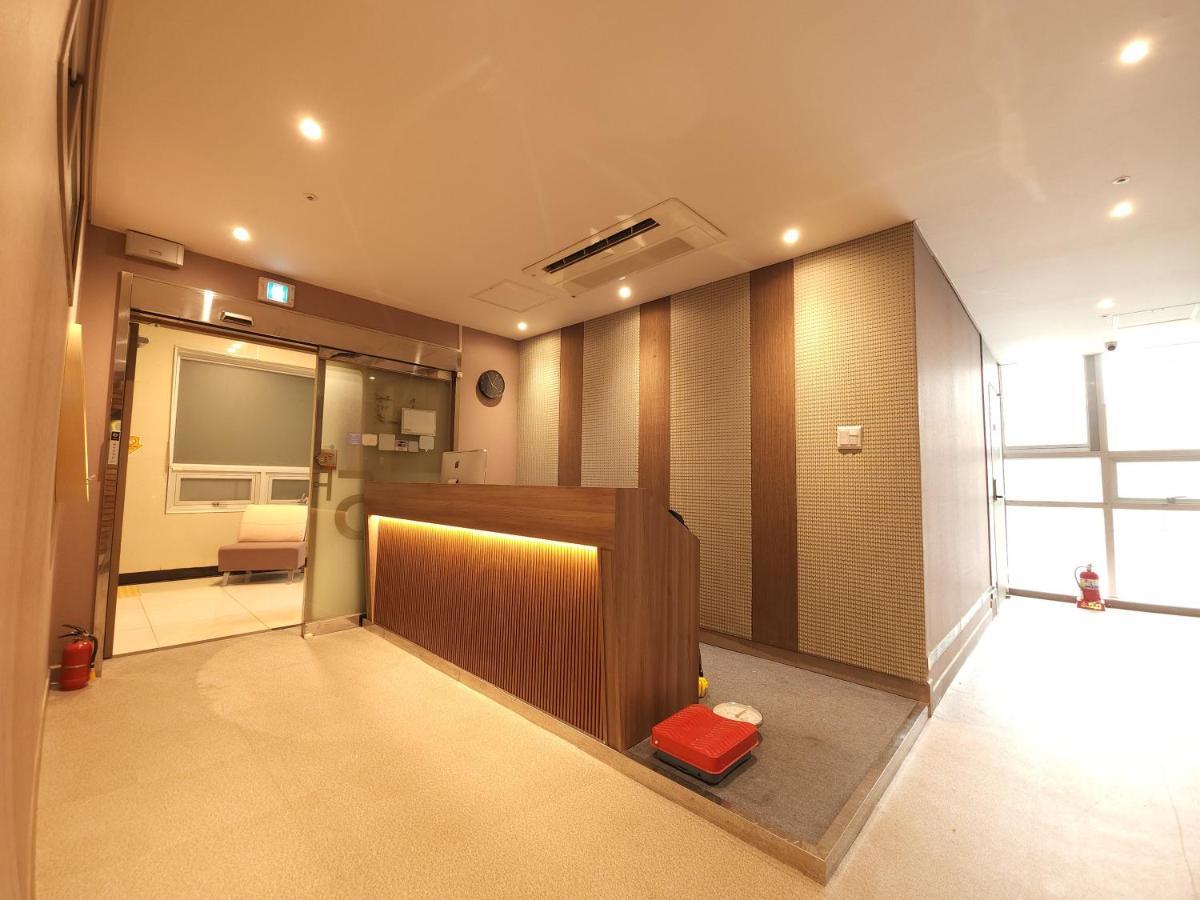 Oyo Hostel Myeongdong 2 Seul Exterior foto