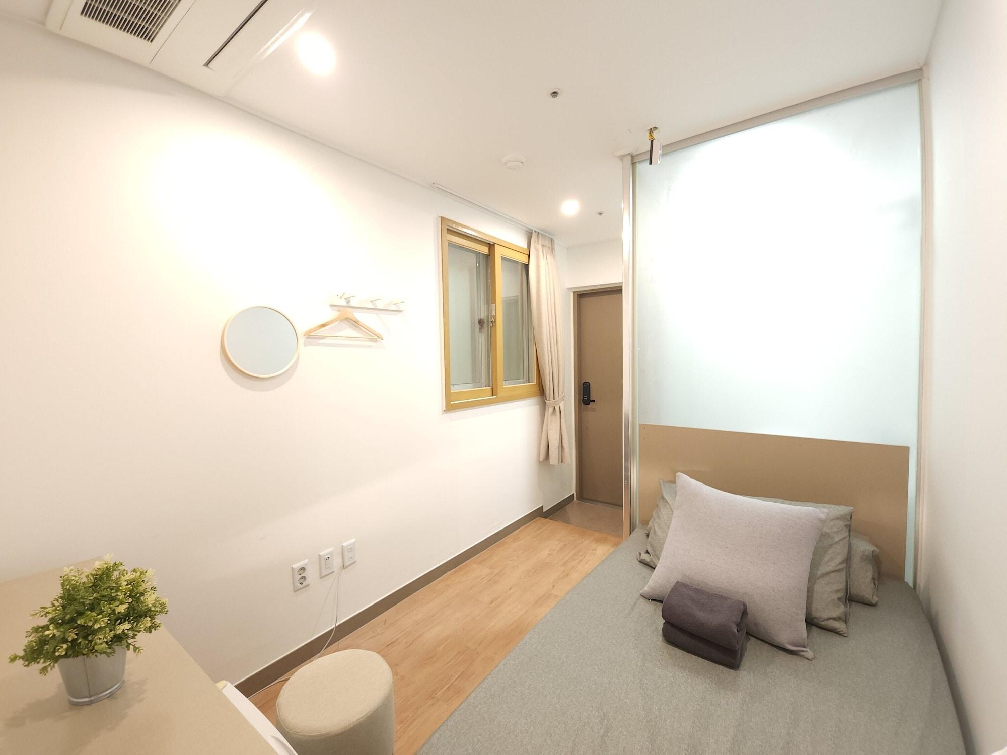 Oyo Hostel Myeongdong 2 Seul Exterior foto