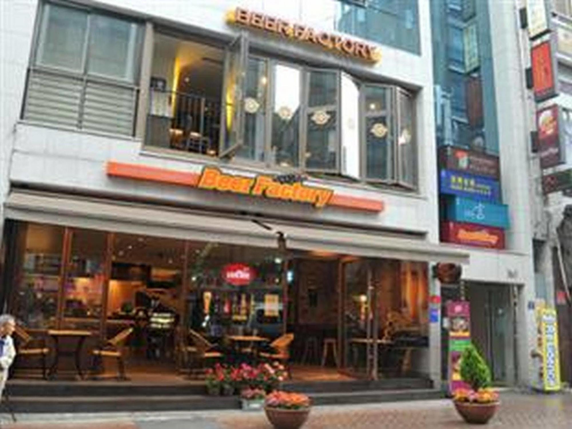 Oyo Hostel Myeongdong 2 Seul Exterior foto